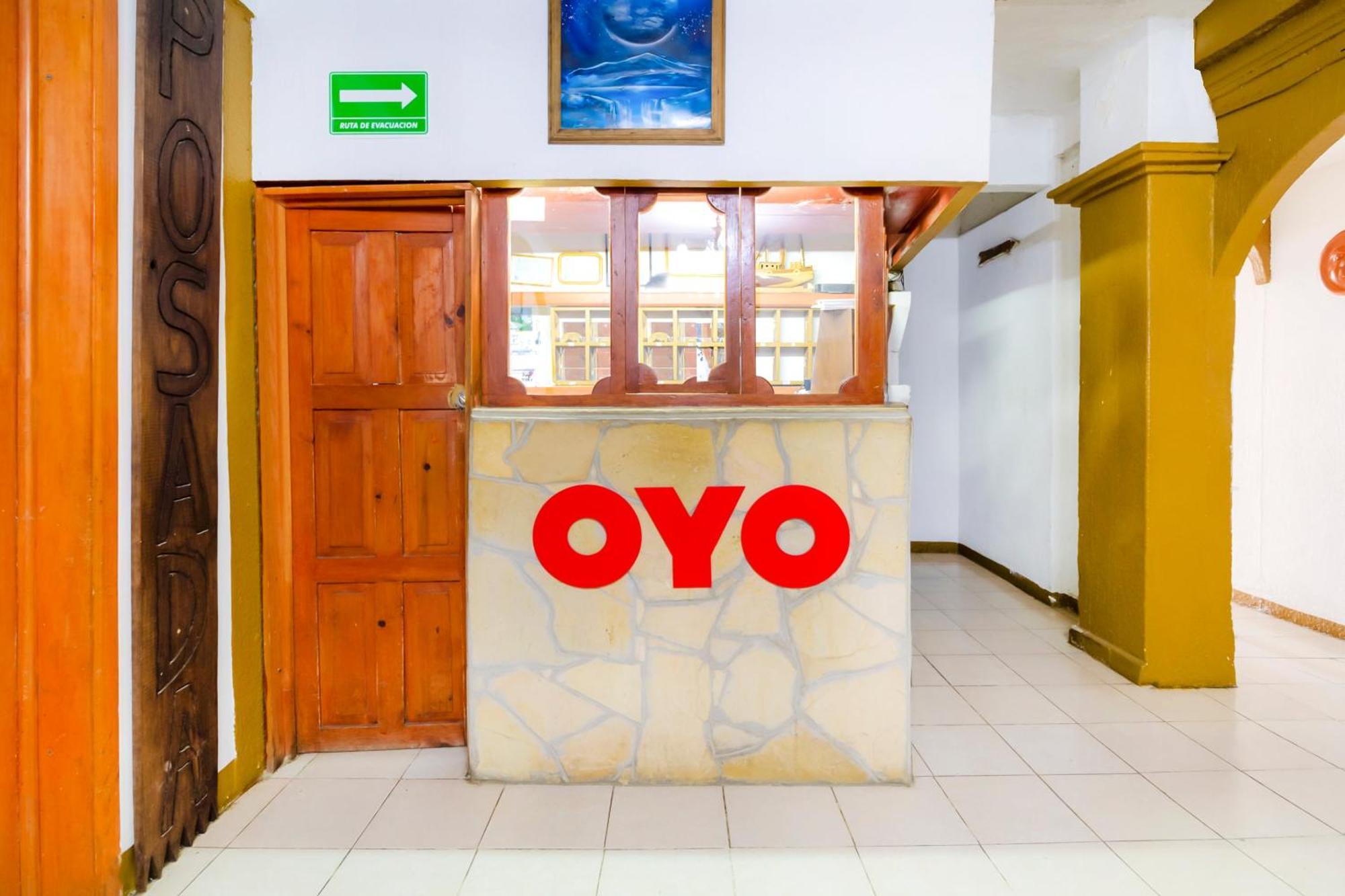 Oyo Hotel La Luna, Templo De Santo Domingo De Guzman San Cristóbal de Las Casas المظهر الخارجي الصورة