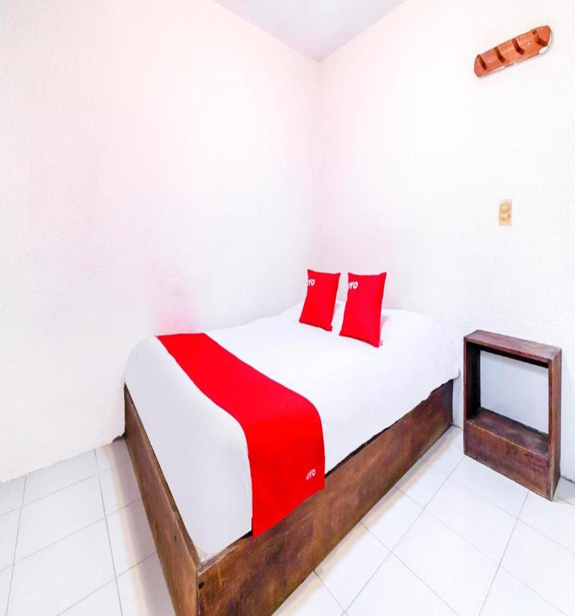 Oyo Hotel La Luna, Templo De Santo Domingo De Guzman San Cristóbal de Las Casas المظهر الخارجي الصورة